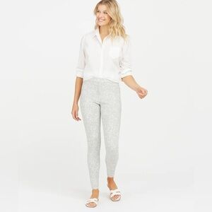 SPANX Marble Print Leggings Size S | Shaping High Rise | Stretch Comfort